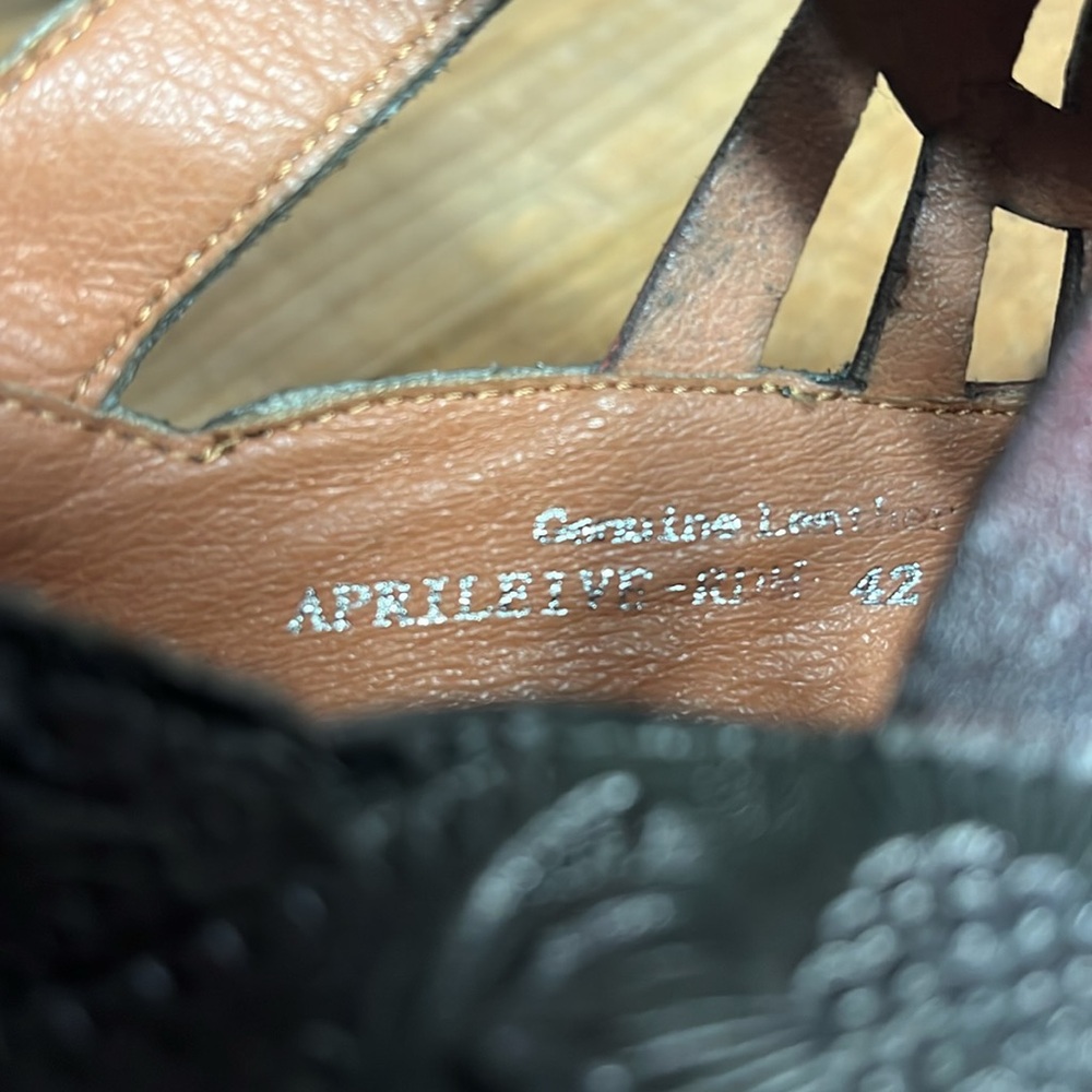 L'Artiste Aprileive Mary Jane Pump - Picture 9 of 12